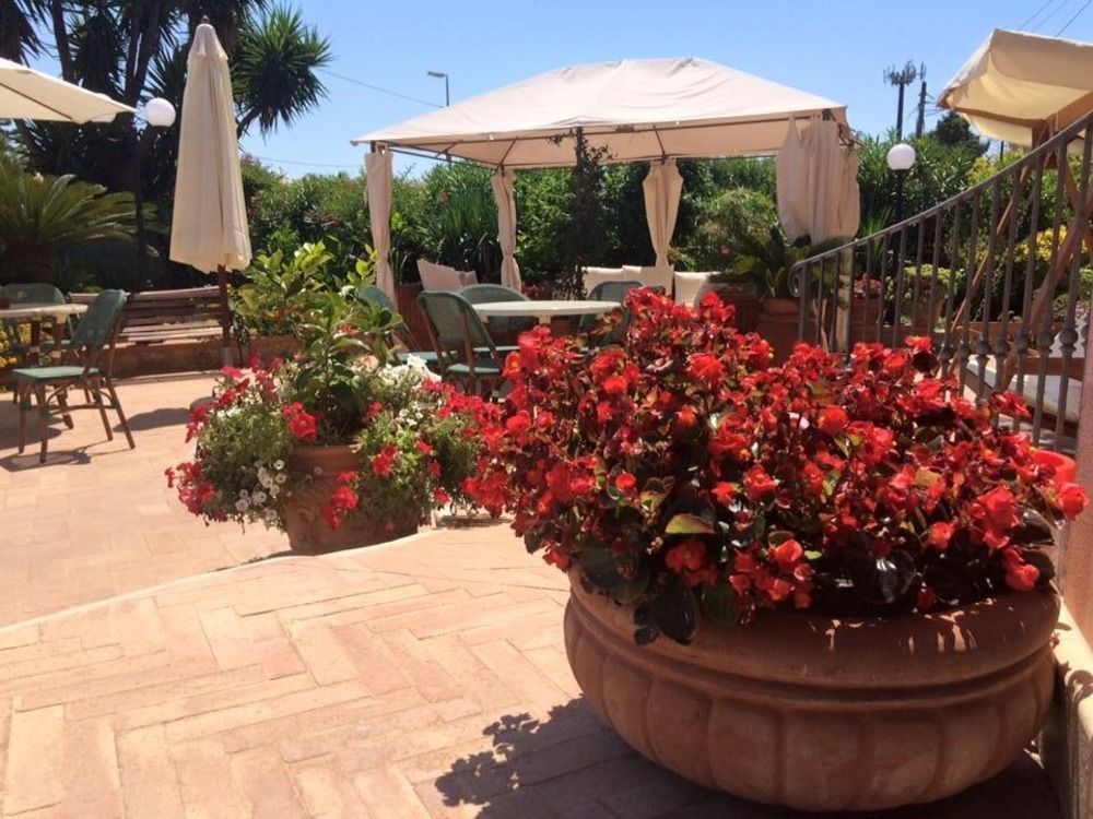 Villa Aurora Le Castella  Εξωτερικό φωτογραφία